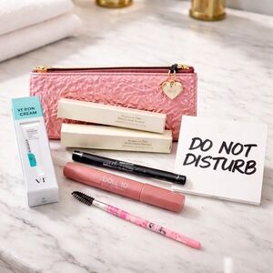 Makeup Set With Pink Bag Stila- Doll Ten -Eye Palete- Eye Liner